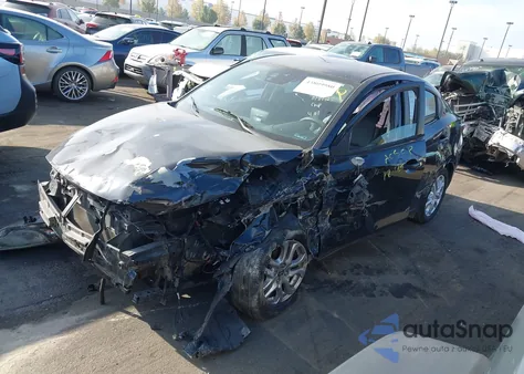 2016 Scion Ia z USA, uszkodzony, nr VIN 3MYDLBZV9GY102840